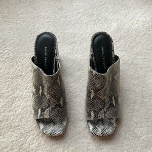 SNAKESKIN HEELED SANDALS